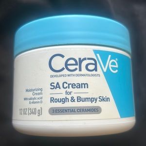 CeraVe salicylic acid , vitamin D moisturizing cream .